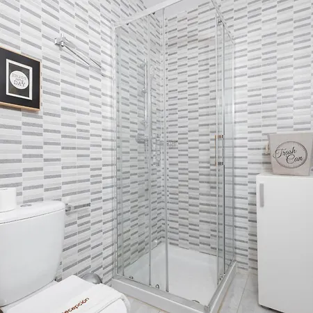 C15 - Charming Modern Studio In The Centre Málaga Buitenkant foto